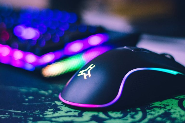 The Ultimate Guide to Gaming Mice: Precision, Speed, and Control at Your Fingertips